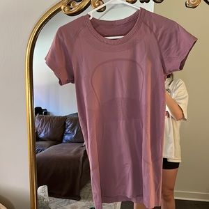 LuluLemon Swiftly Tech Short-Sleeve